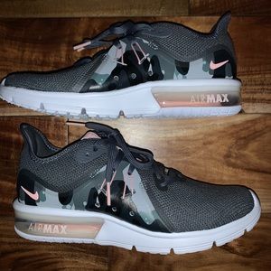 Nike AIr Max sequent 3 grey pink camo